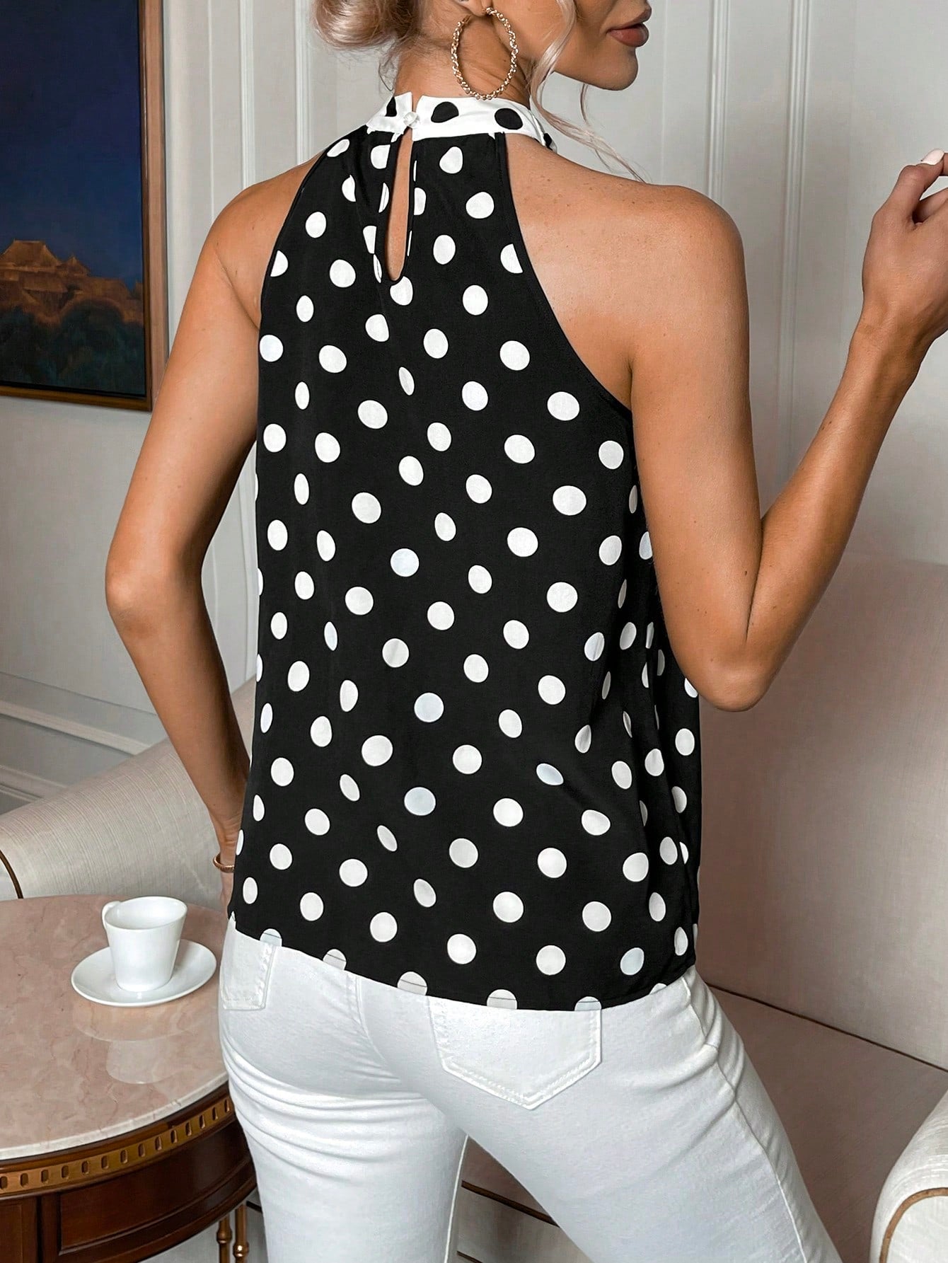 Women's Collared Black & White Color Block Tie-Front Sleeveless Blouse