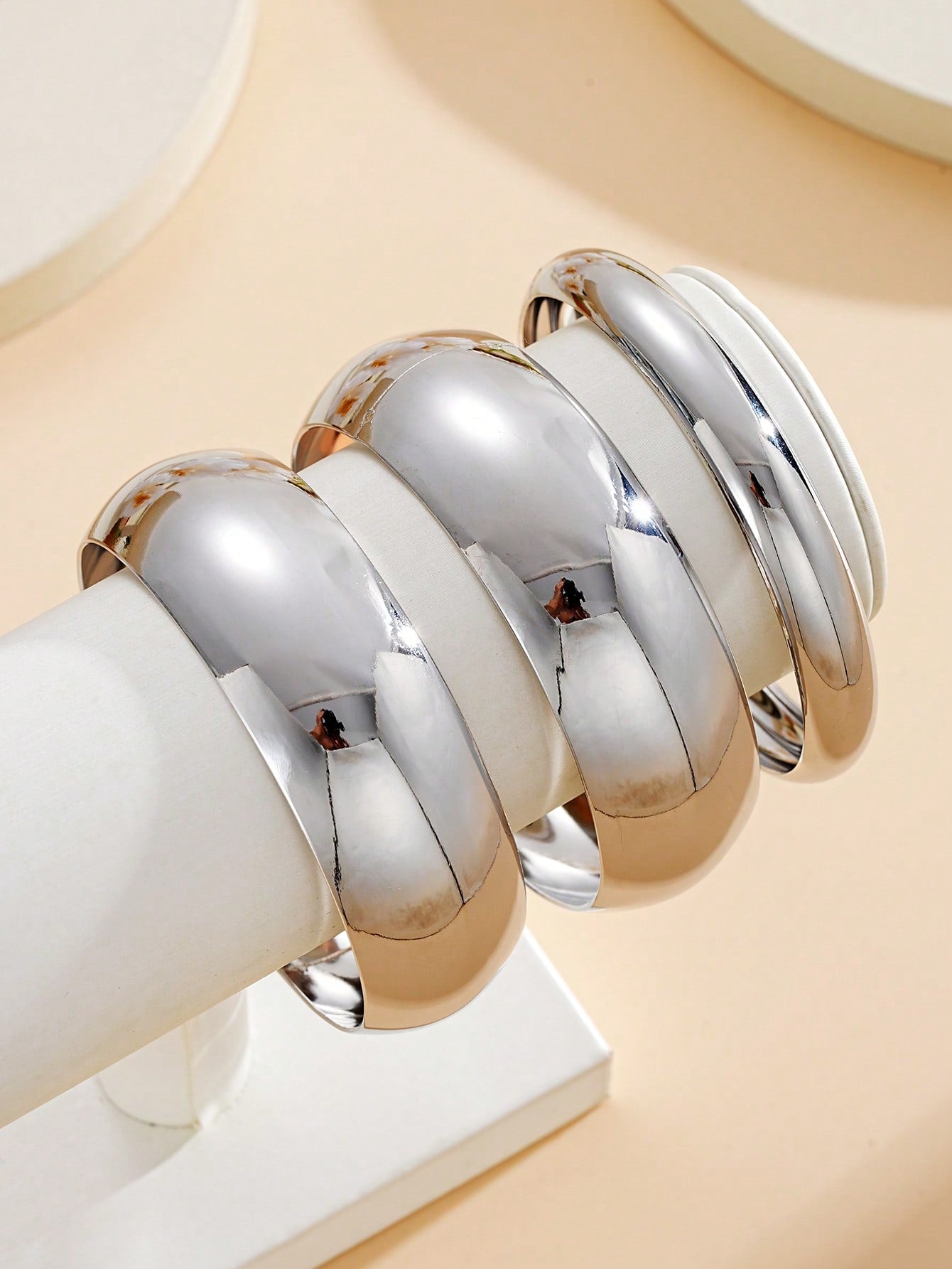 3pcs Oversized Minimalist Plain Chunky Bangle Bracelet Set, Fashion Simple Elegant Vintage Design